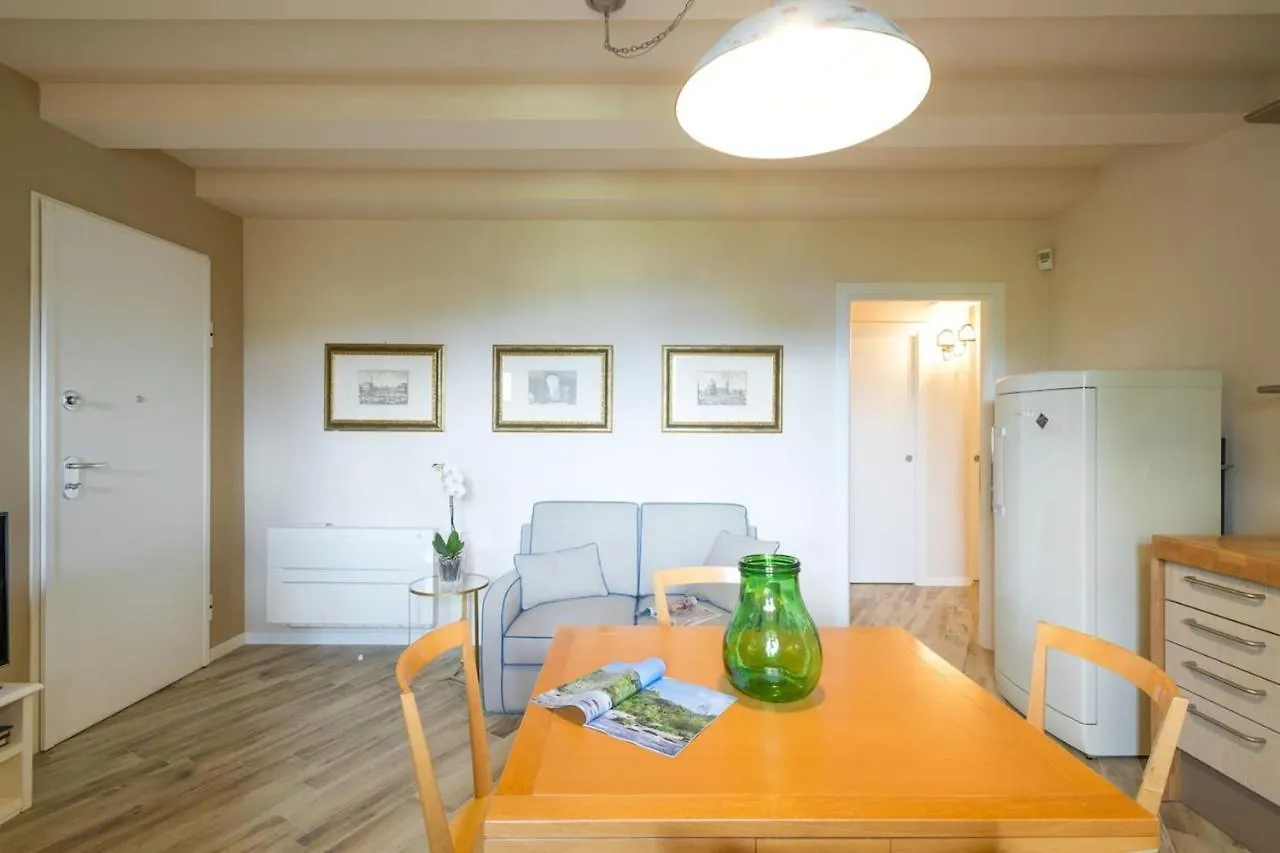 Refined Apartment In Lastra A Signa - 77 Sqm - Air Conditioning 0*,  Italy