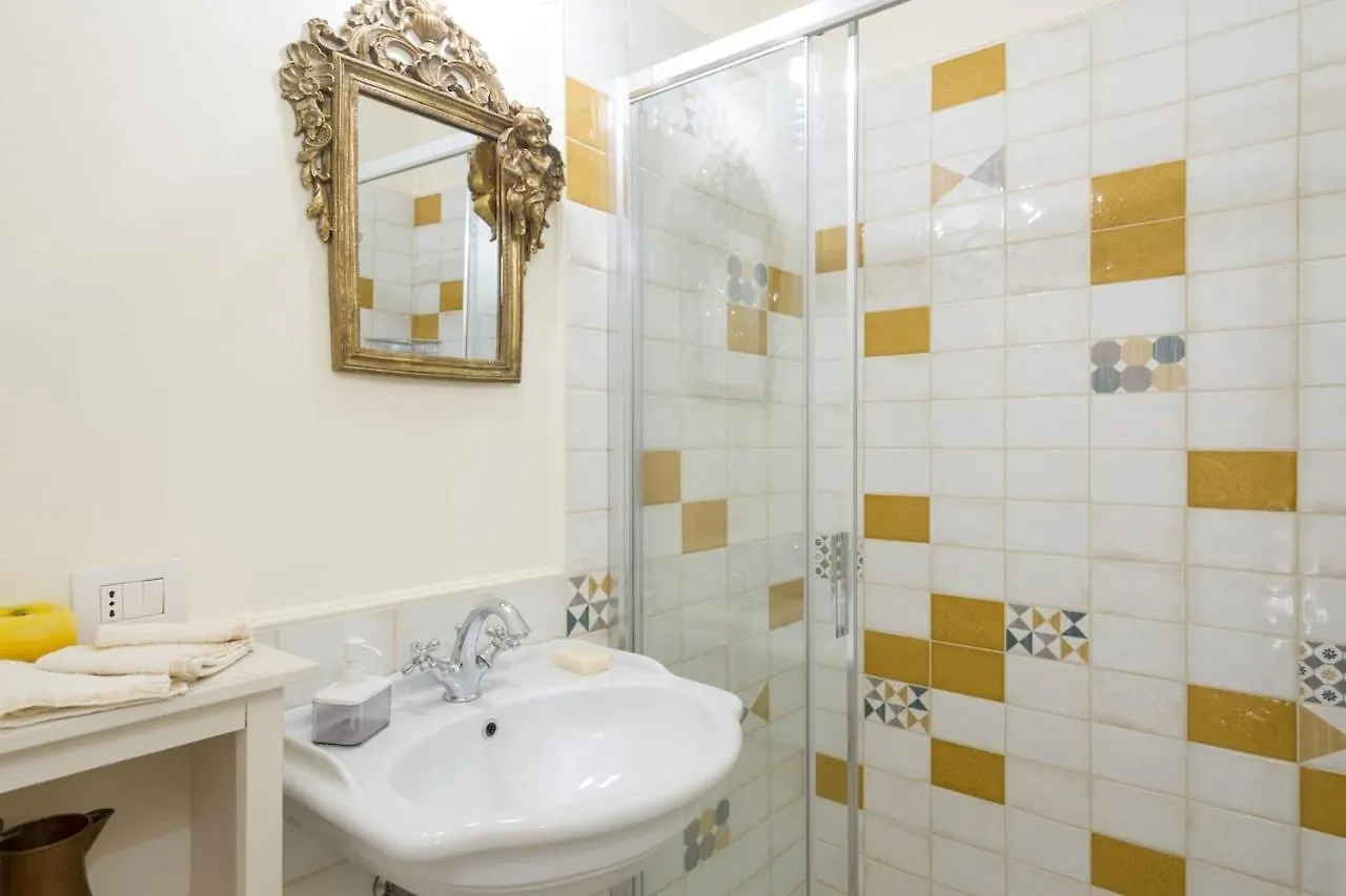 Refined Apartment In Lastra A Signa - 77 Sqm - Air Conditioning Italy
